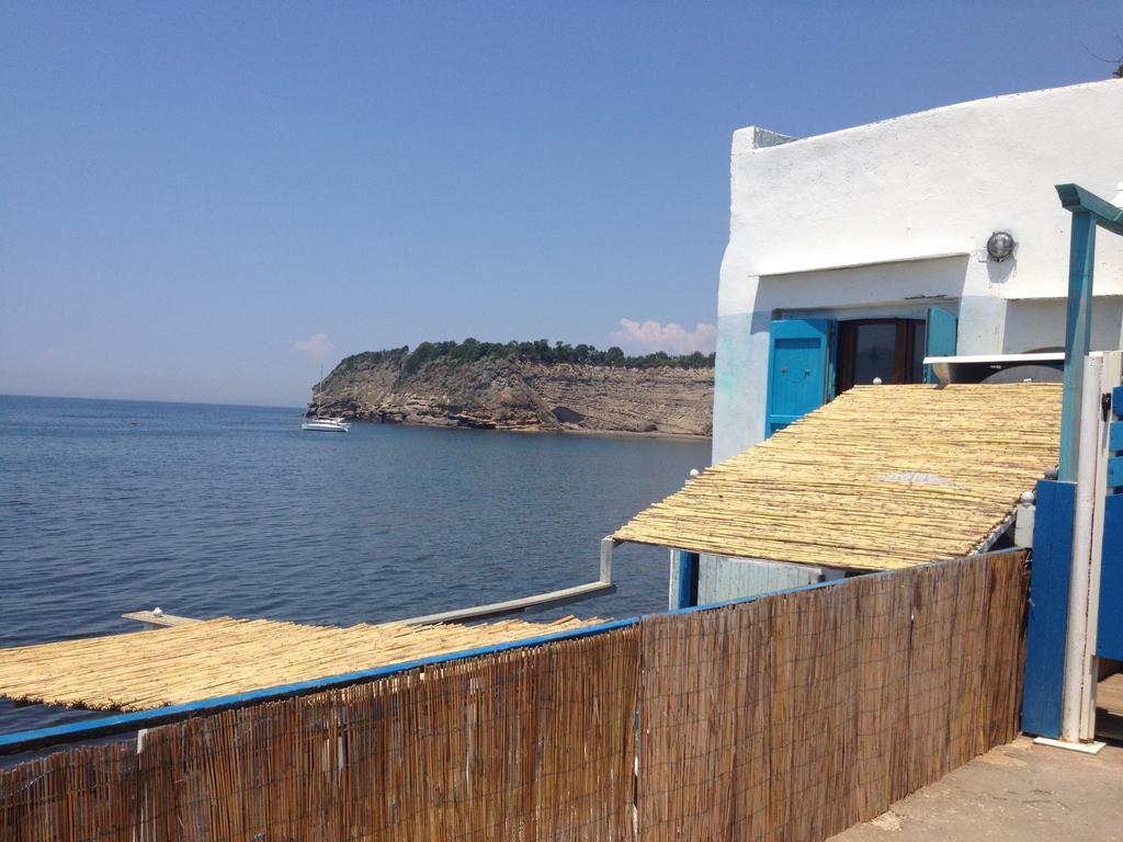 פרוסידה Azzurromare Residence מראה חיצוני תמונה